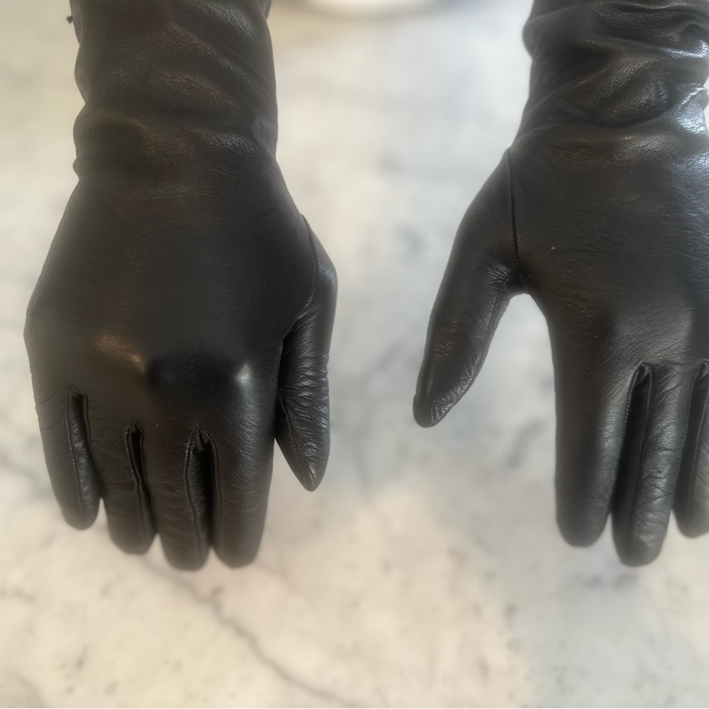 Saks Fifth Avenue Black Leather Gloves